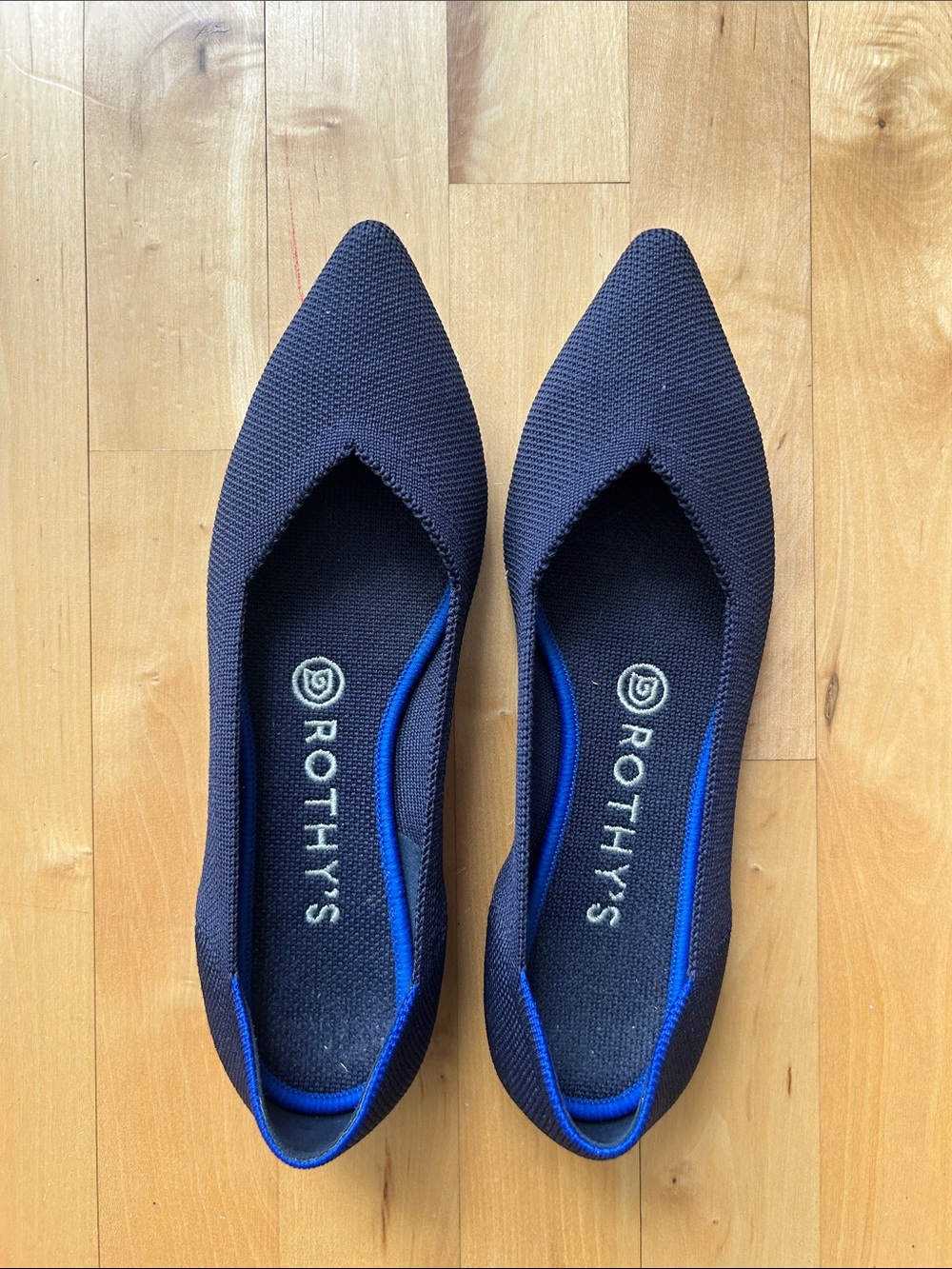 Rothy's Navy Pointed-Toe Knit Flats with Blue Trim